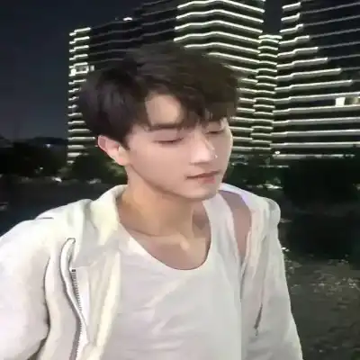 沈忆山